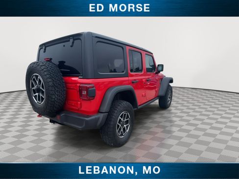 Used 2025 Jeep Wrangler Unlimited Rubicon AWD/4WD image 7