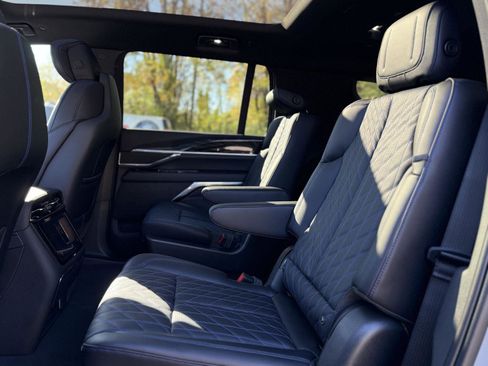 New 2026 Cadillac Escalade IQL Luxury image 15