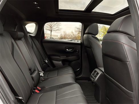 Certified 2025 Acura ADX A-Spec image 30