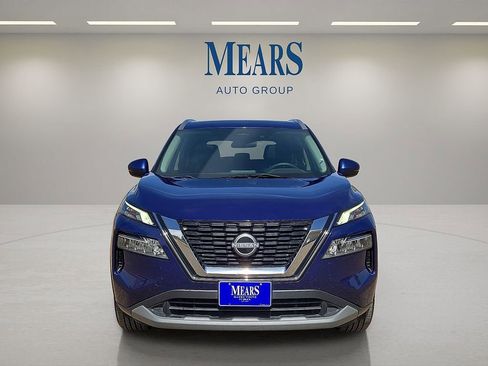 Used 2022 Nissan Rogue SV w/ SV Premium Package image 8