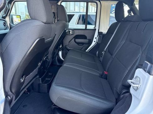 Used 2025 Jeep Wrangler Unlimited Rubicon 4xe w/ Safety Group AWD/4WD image 23