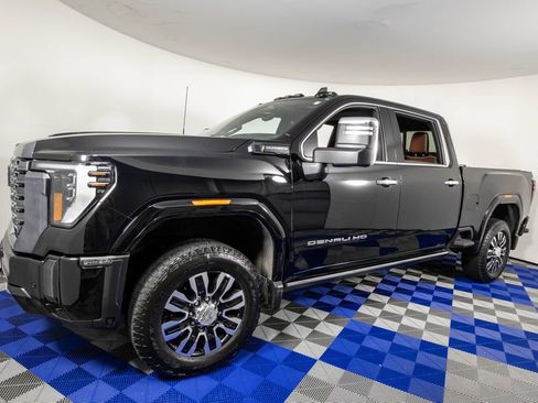 Used 2024 GMC Sierra 2500 Denali Ultimate w/ Max Trailering Package AWD/4WD image 1