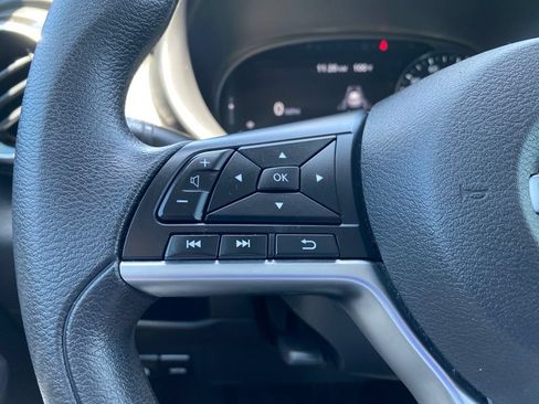 Used 2023 Nissan Kicks SV FWD image 27