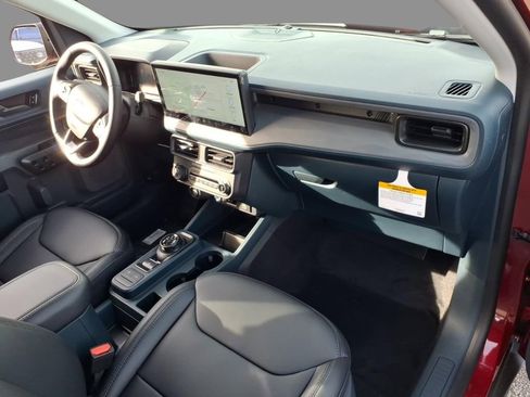 New 2026 Ford Maverick Lariat w/ Black Appearance Package image 12