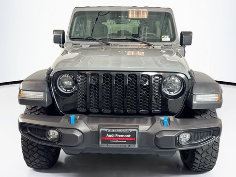 Used 2023 Jeep Wrangler Unlimited w/ 8.4" Radio Group image 2