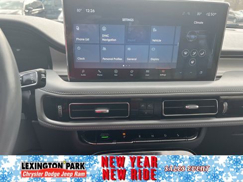 Used 2021 Lincoln Nautilus Reserve w/ Equipment Group 201A image 20