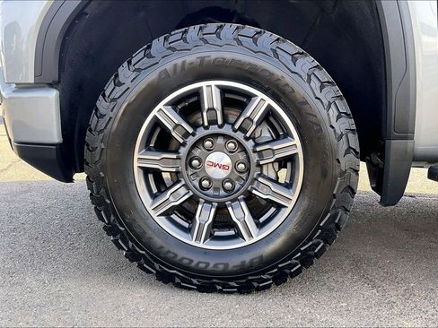 Used 2024 GMC Sierra 1500 AT4 w/ AT4 Carbonpro Edition image 36