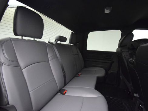 New 2026 RAM 5500 Tradesman AWD/4WD image 17