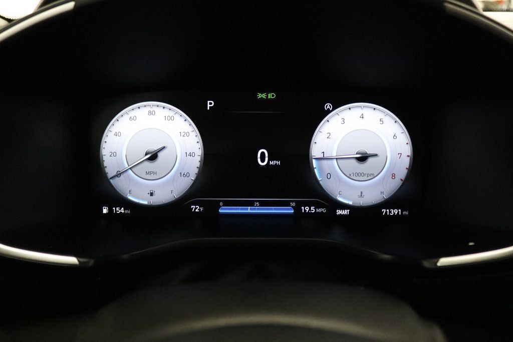 Used 2022 Hyundai Santa Fe Limited AWD/4WD image 3