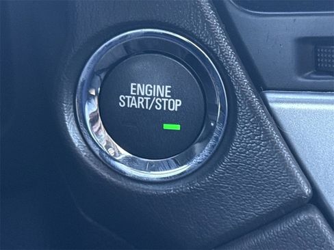 Used 2020 Chevrolet Suburban Premier w/ Premier Plus Edition image 9