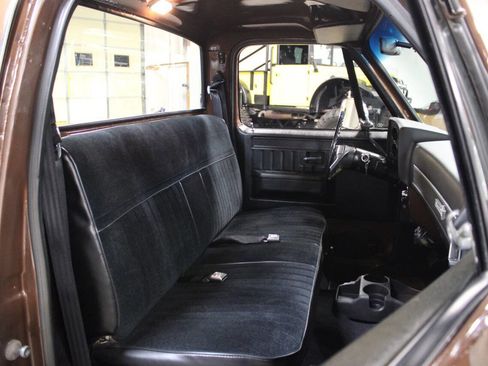 Used 1986 GMC Sierra 1500 2WD Regular Cab image 24