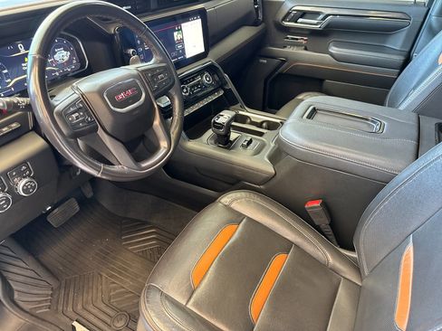 Used 2022 GMC Sierra 1500 AT4 w/ AT4 Premium Package AWD/4WD image 7
