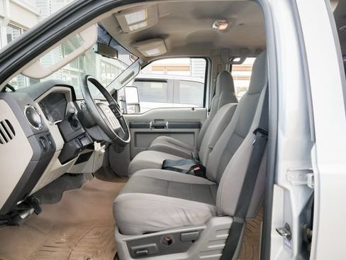 Used 2010 Ford F250 XLT AWD/4WD image 23