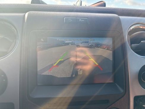 Used 2014 Ford F150 King Ranch w/ King Ranch Luxury Package image 21