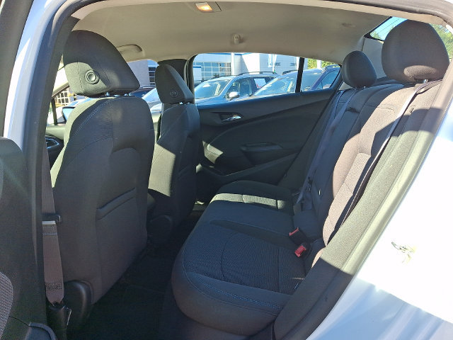 Used 2016 Chevrolet Cruze LT w/ Convenience Package FWD image 10