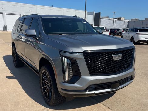 Used 2025 Cadillac Escalade ESV Sport w/ Touring Package AWD/4WD image 2