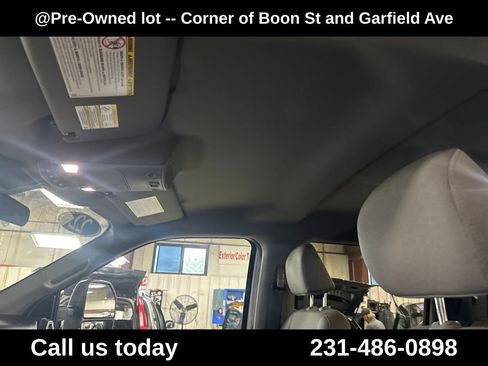 Used 2022 Ford F250 XLT w/ Black Appearance Package AWD/4WD image 13