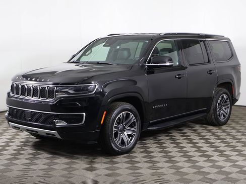 Used 2023 Jeep Wagoneer Series II AWD/4WD image 12