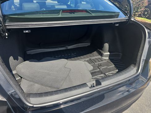 Used 2025 Honda Civic Sport image 12