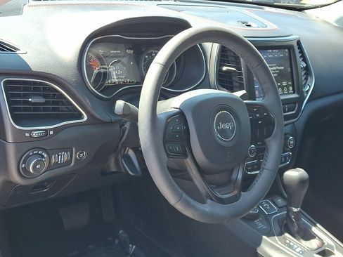Used 2022 Jeep Cherokee Trailhawk w/ Comfort/Convenience Group AWD/4WD image 25