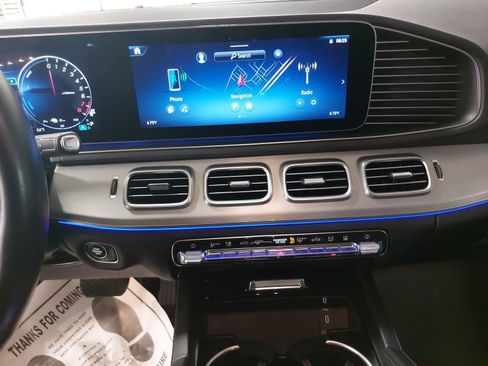 Used 2024 Mercedes-Benz GLE 450e 4MATIC image 21