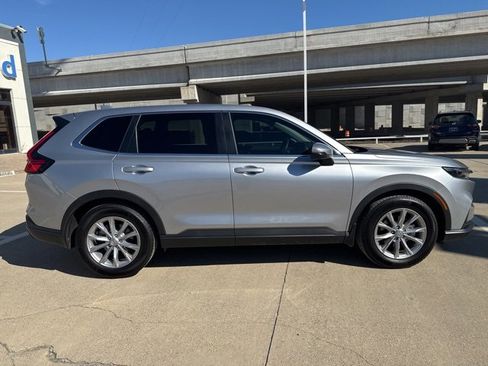 Used 2024 Honda CR-V EX-L image 2