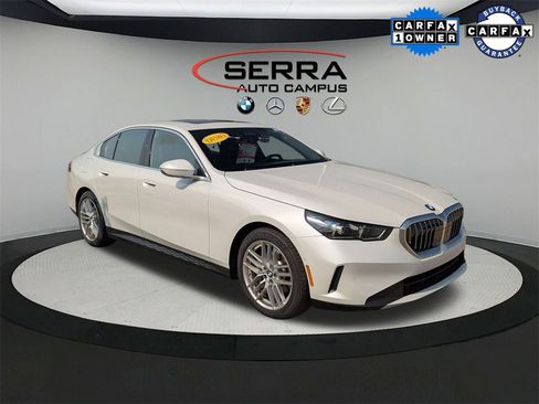 Used 2024 BMW 530i xDrive w/ Convenience Package image 1