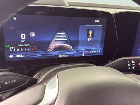 Used 2025 Chevrolet Suburban LS image 21