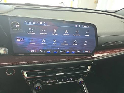 Used 2026 Chevrolet Traverse Z71 w/ Driver Confidence Package AWD/4WD image 21