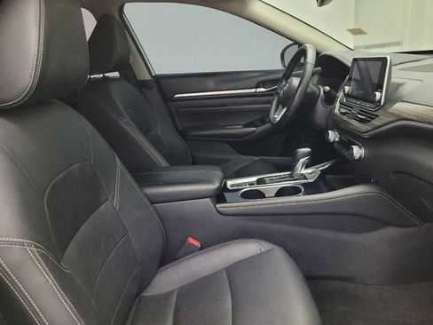 Used 2020 Nissan Altima 2.0 Platinum image 21