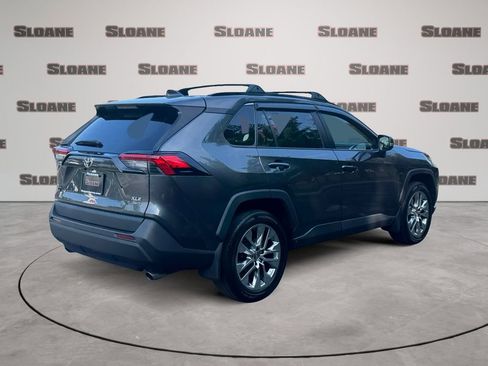 Used 2021 Toyota RAV4 XLE Premium AWD/4WD image 5