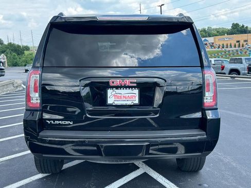 Used 2019 GMC Yukon SLT AWD/4WD image 6
