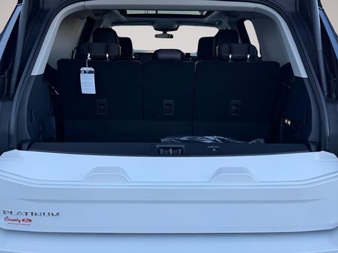 New 2025 Ford Expedition Platinum w/ Platinum Ultimate Package image 39