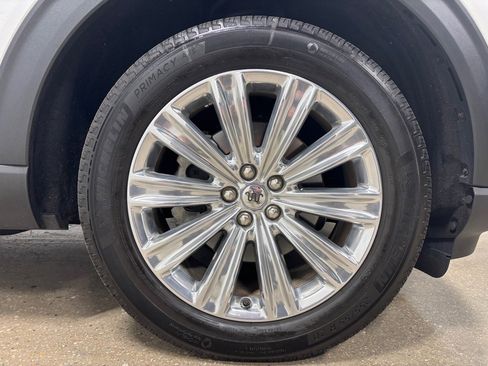 Used 2021 Ford Explorer King Ranch w/ Premium Technology Package image 11