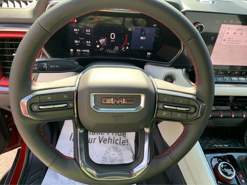 Used 2024 GMC Canyon AT4X image 13