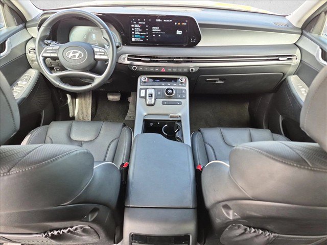 Used 2025 Hyundai Palisade SEL FWD image 17