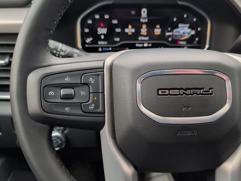 Used 2025 GMC Sierra 3500 Denali w/ Denali Reserve Package image 29