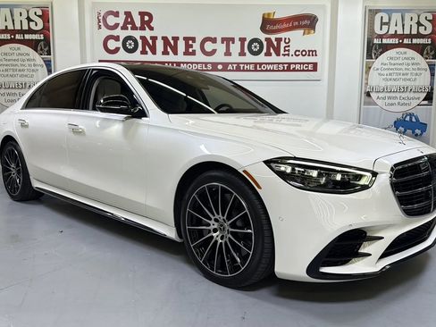 Used 2022 Mercedes-Benz S 500 4MATIC image 1
