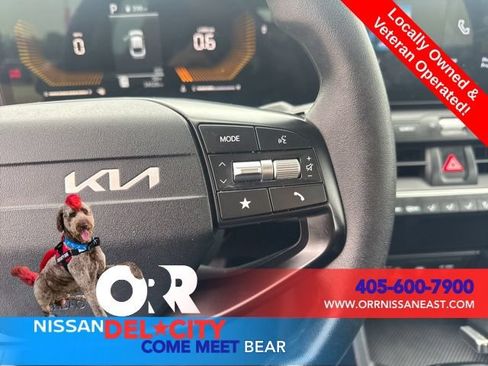 Used 2025 Kia K4 FWD image 18