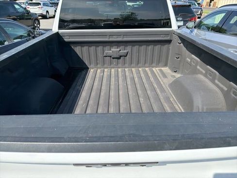 Used 2023 Chevrolet Silverado 1500 LT w/ Protection Package image 6