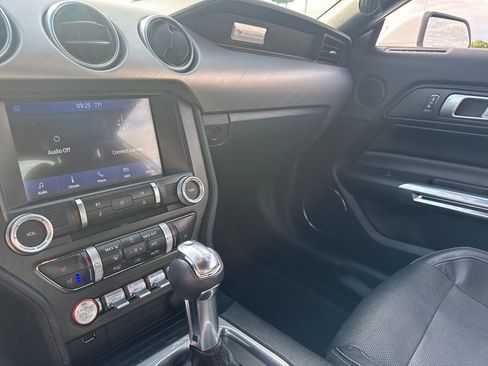 Used 2022 Ford Mustang GT Premium image 20