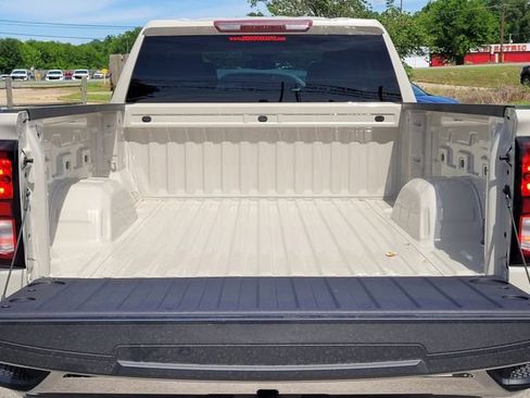 New 2026 GMC Sierra 1500 Pro w/ Pro Value Package RWD image 9