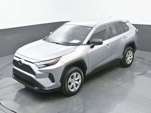 Used 2024 Toyota RAV4 LE image 30