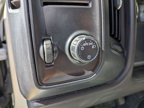 Used 2016 Chevrolet Silverado 2500 W/T w/ WT Convenience Package AWD/4WD image 21