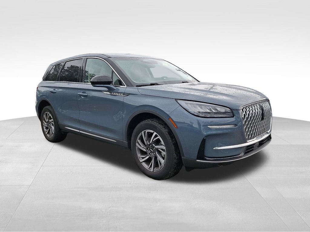 Used 2023 Lincoln Corsair AWD image 1