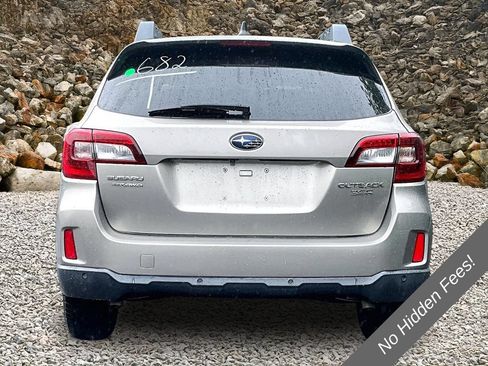 Used 2017 Subaru Outback 3.6R Limited AWD/4WD image 4