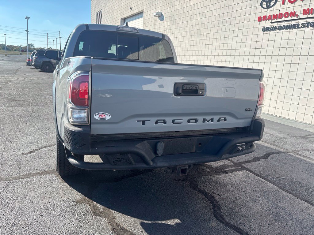 Used 2020 Toyota Tacoma TRD Off-Road AWD/4WD image 27