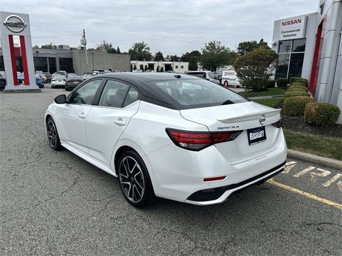 Certified 2024 Nissan Sentra SR w/ SR Premium Package image 6