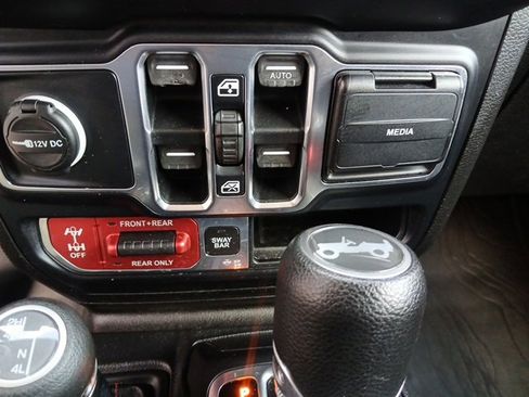 Used 2019 Jeep Wrangler Unlimited Rubicon image 59