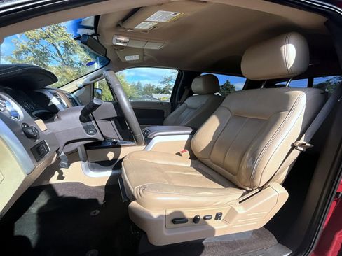 Used 2014 Ford F150 Lariat w/ Lariat Chrome Package image 11